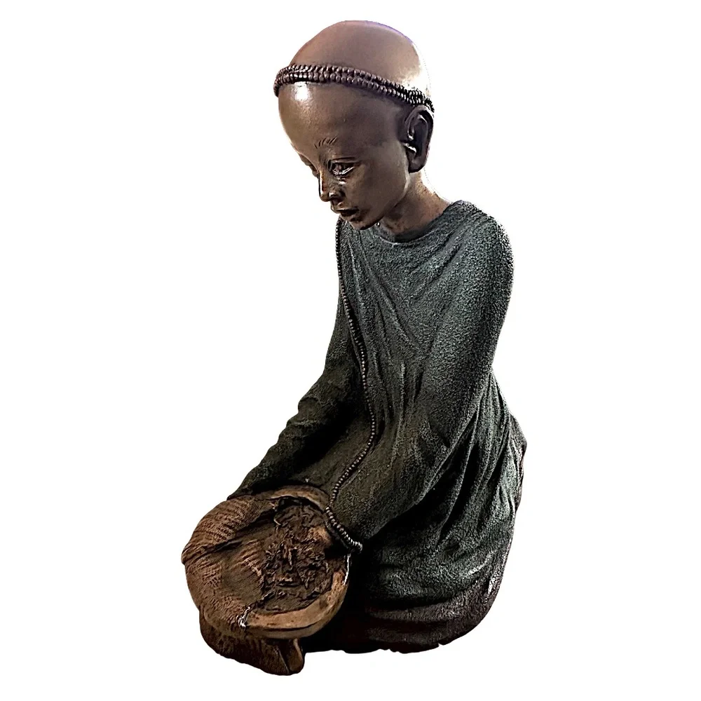 Maasai Soul Journeys Bahiya Beautiful One Resin Figurine Statue 6”x5.5” Decor
